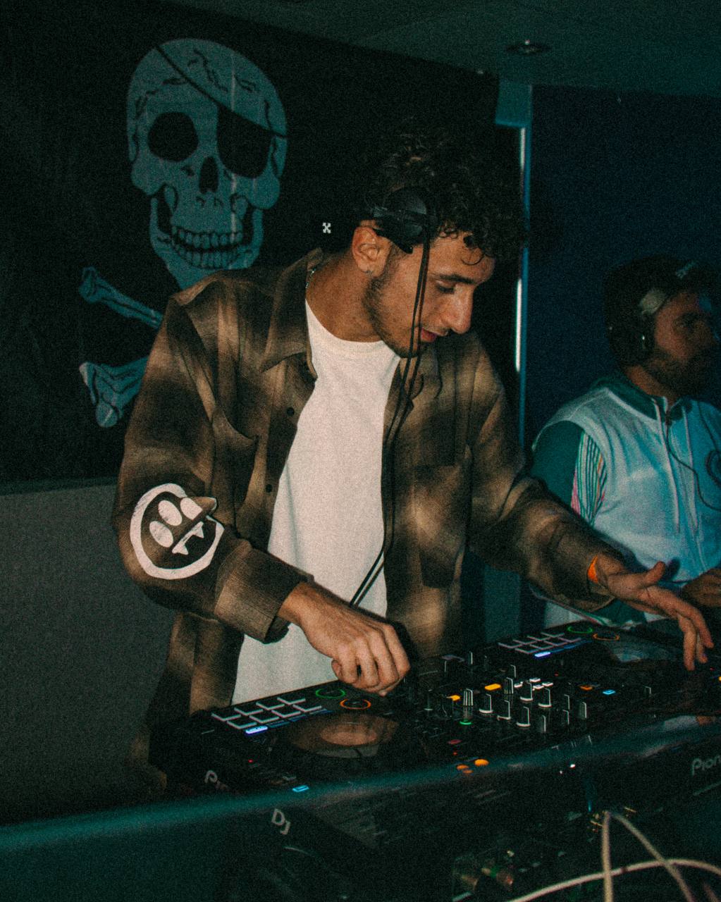 Nicolò Caratelli DJ a Roma - Evento 4